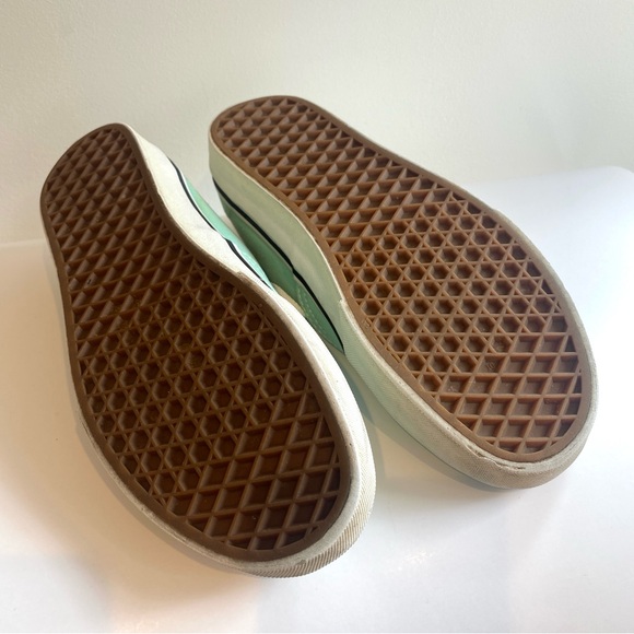 Vans Mint Green Low Top Retro Classic Casual Sneakers Size 9 Women’s - Picture 7 of 11